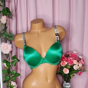 Victoria's secret push up bra